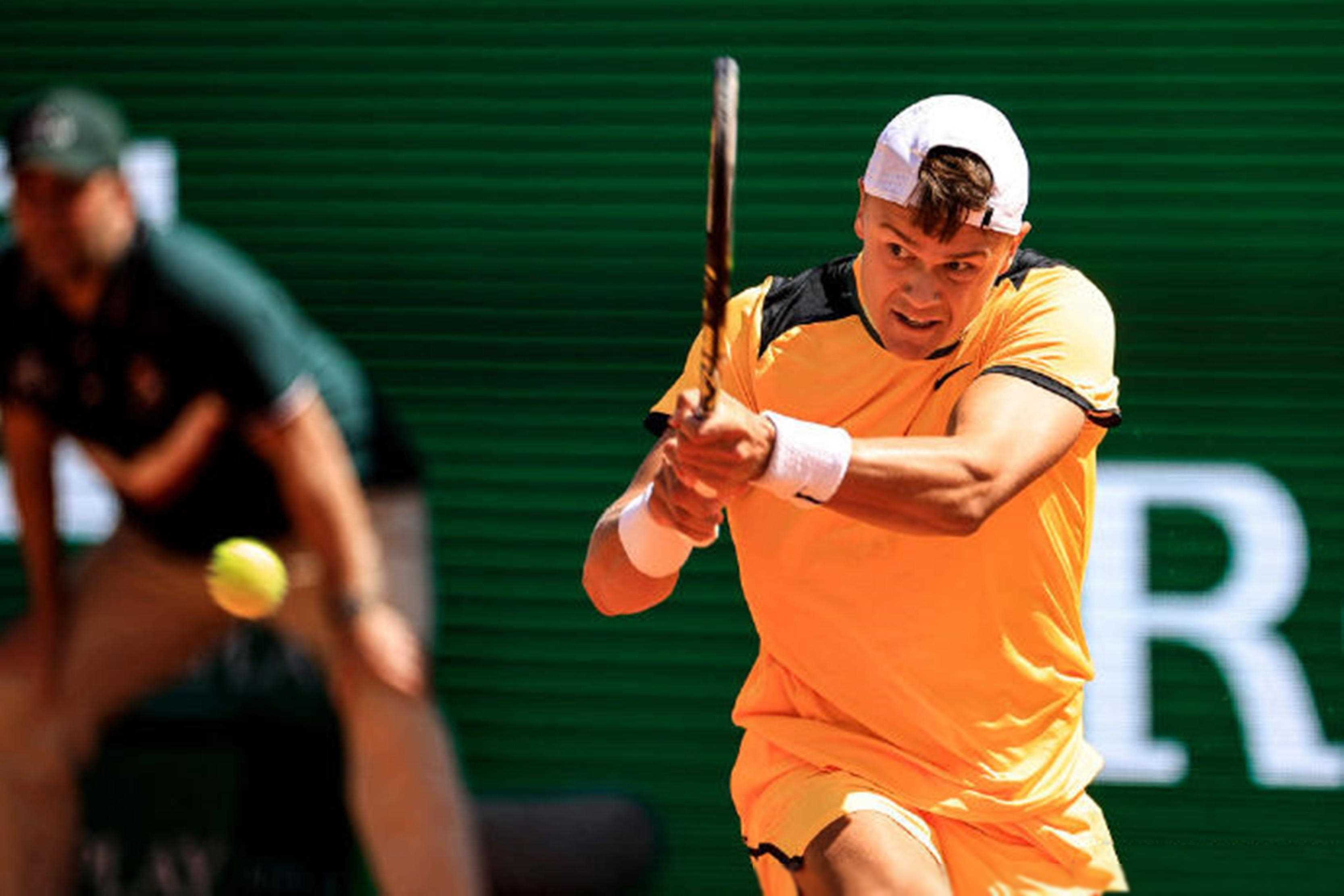 难免被卷入 难免被卷入