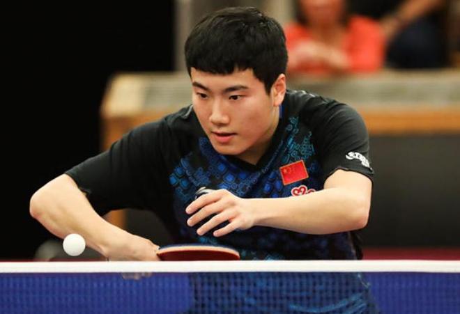 展开了激烈 展开了激烈